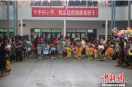 老挝寮都公学幼儿园举办亲子运动会