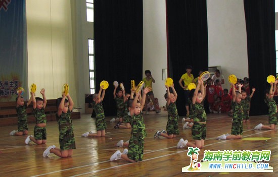 25日永州育才幼儿园建园15周年文艺汇演圆满成功