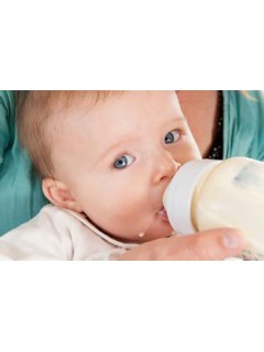 切记！！！不要再这样给宝宝喝牛奶了！！！