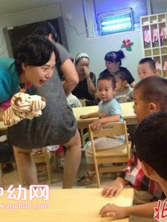 幼教成“青春饭” 老年教师在幼儿园出现断层